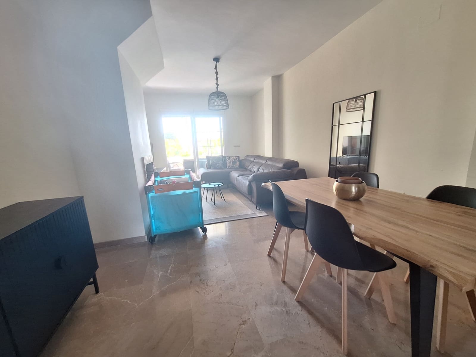 2 soveværelse Lejlighed til salg i La Duquesa / Puerto de la Duquesa med swimmingpool garage - € 290.000 (Ref: 9272333)