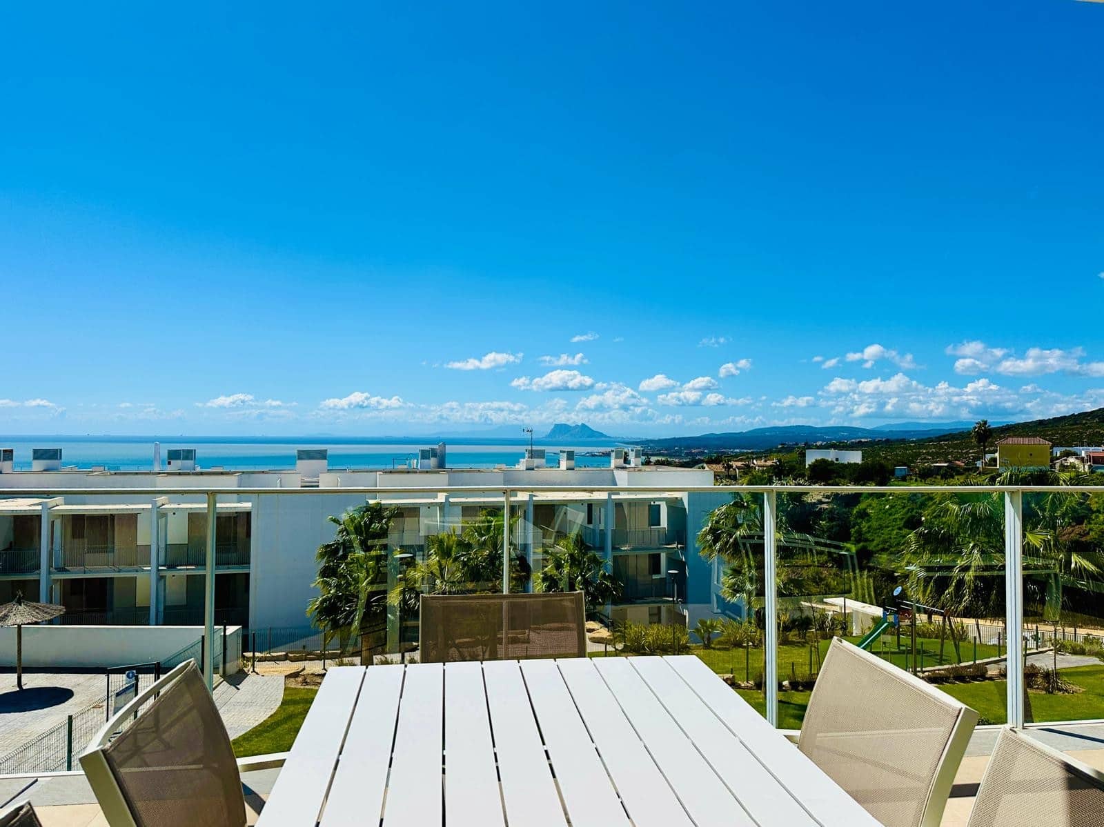 3 soverom Leilighet til salgs i Manilva med svømmebasseng garasje - € 455 000 (Ref: 9276162)