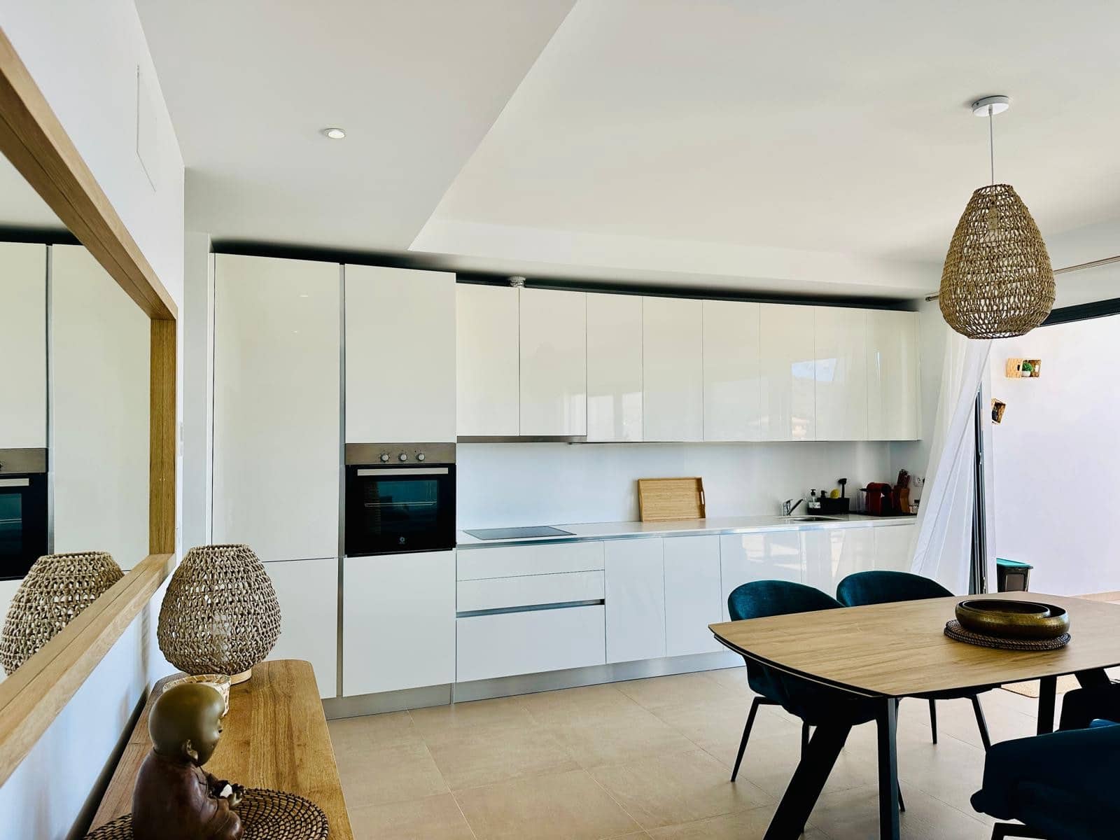 3 soverom Leilighet til salgs i Manilva med svømmebasseng garasje - € 455 000 (Ref: 9276162)