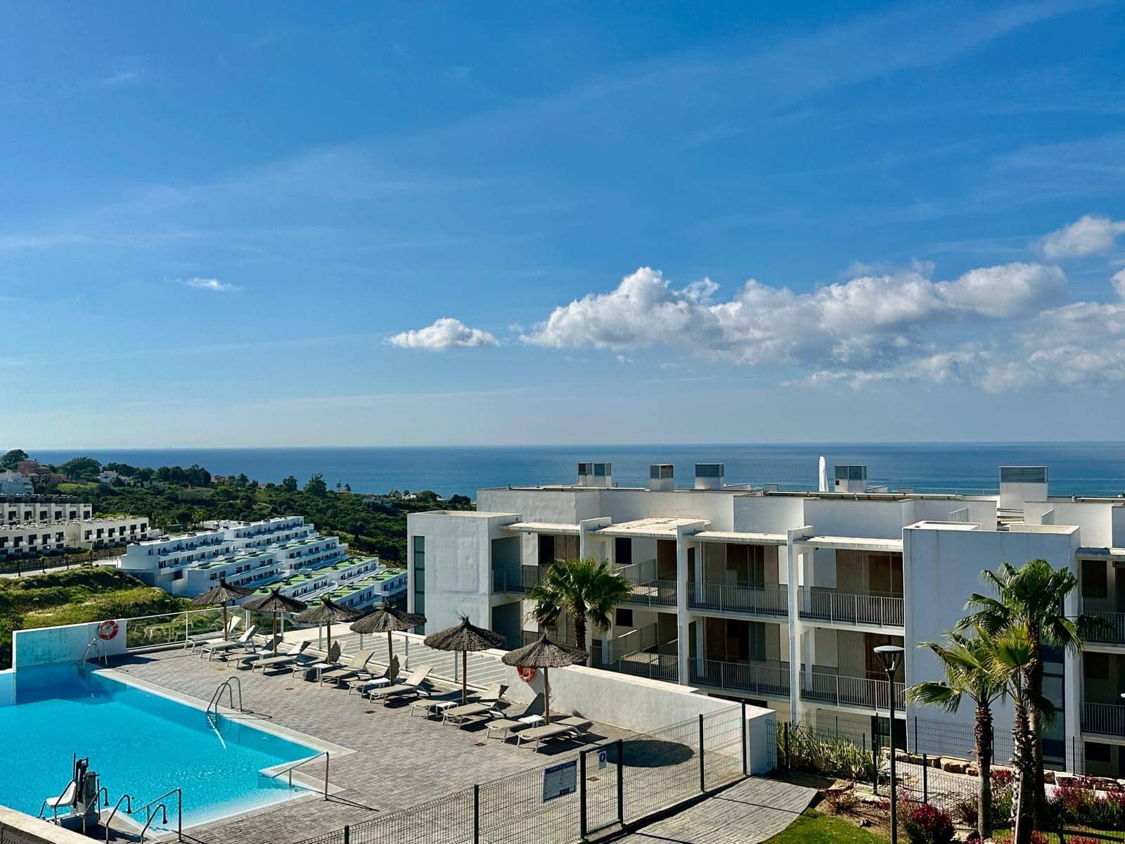 3 soverom Leilighet til salgs i Manilva med svømmebasseng garasje - € 455 000 (Ref: 9276162)