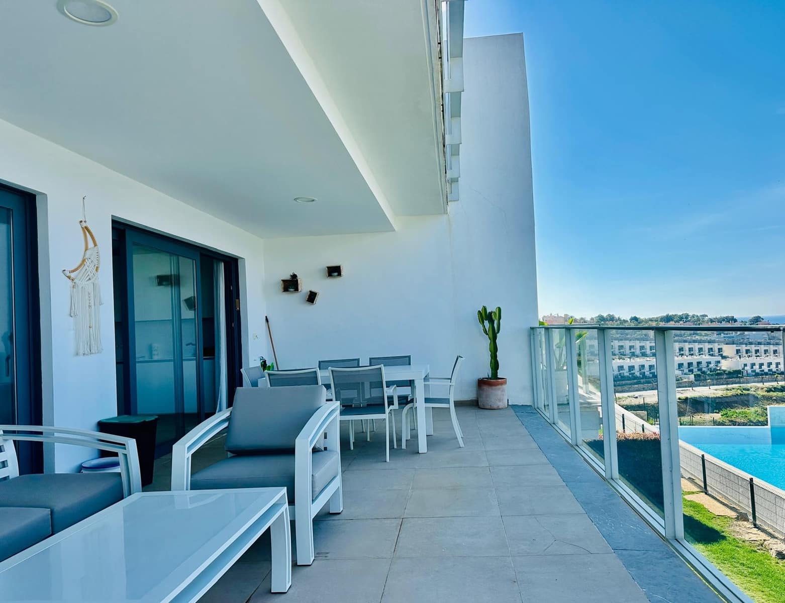 3 soverom Leilighet til salgs i Manilva med svømmebasseng garasje - € 455 000 (Ref: 9276162)