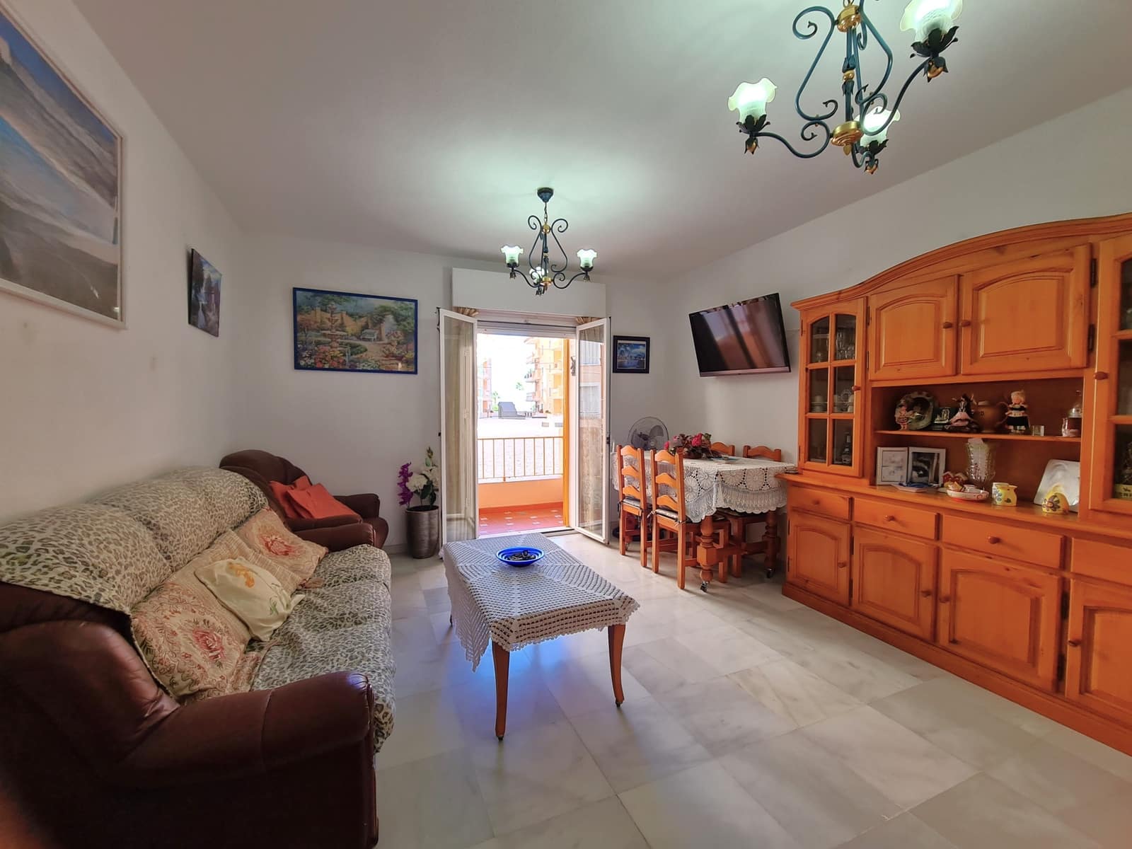 3 soveværelse Lejlighed til salg i San Luis de Sabinillas med swimmingpool garage - € 265.000 (Ref: 9285060)