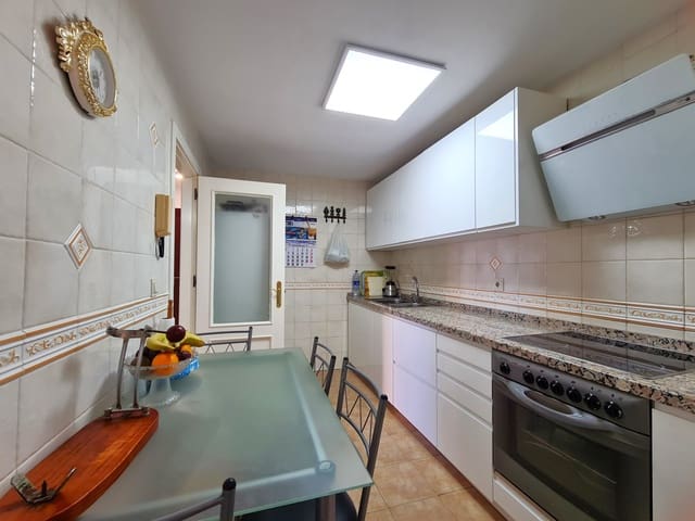 3 Zimmer Apartment zu verkaufen in San Luis de Sabinillas, Manilva mit Pool Garage - 265.000 € (Ref: 9285060)