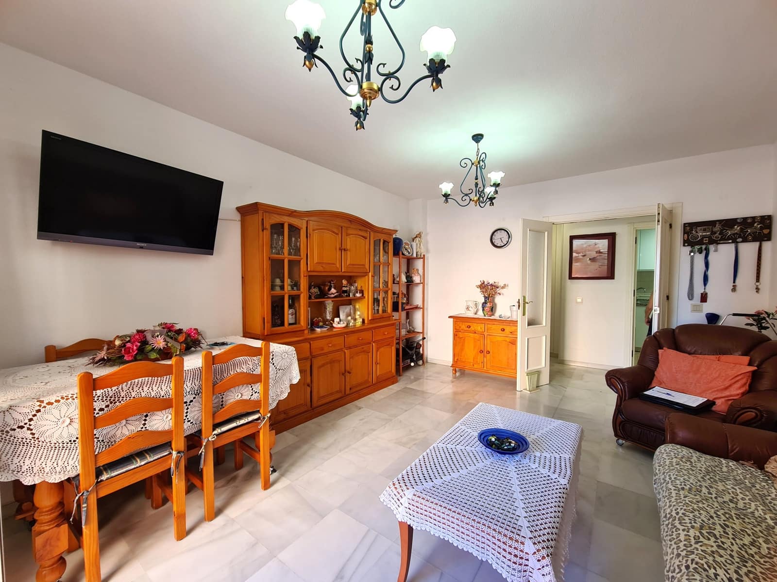 3 soveværelse Lejlighed til salg i San Luis de Sabinillas med swimmingpool garage - € 265.000 (Ref: 9285060)