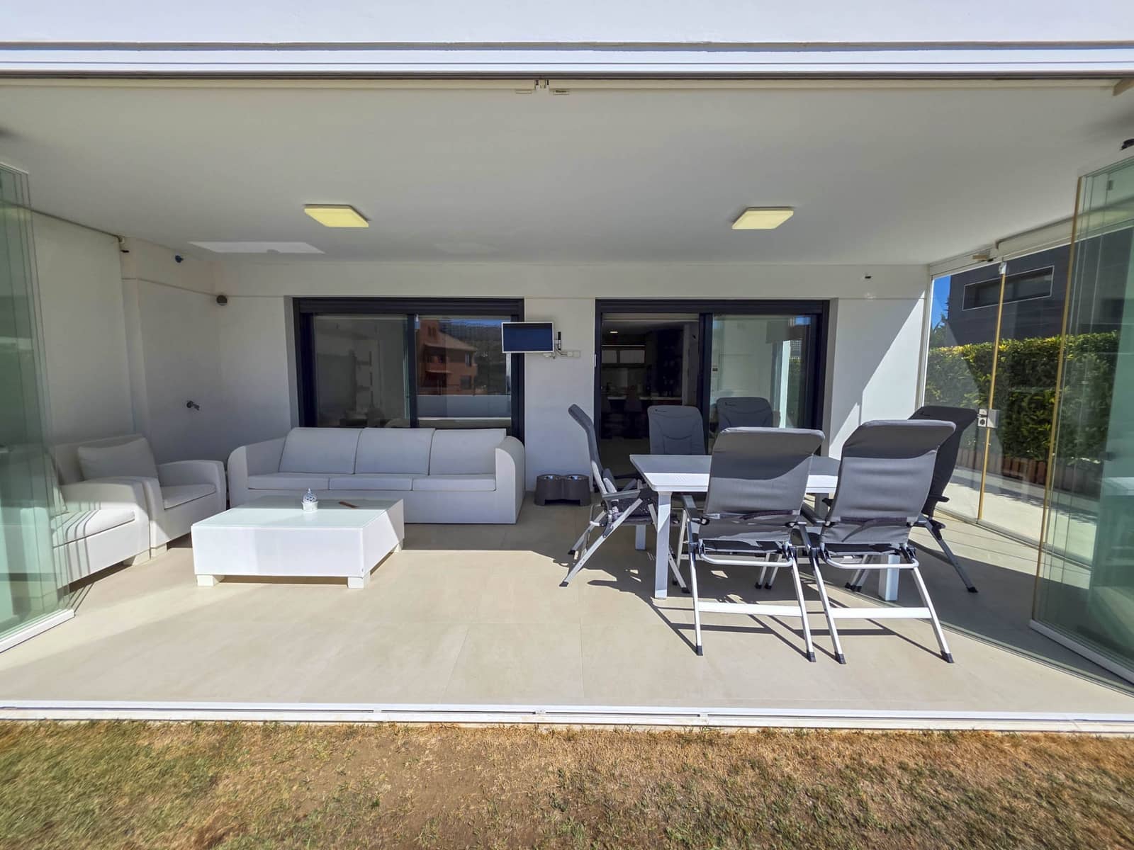 3 soverom Villa til salgs i La Duquesa / Puerto de la Duquesa med svømmebasseng garasje - € 1 250 000 (Ref: 9285061)