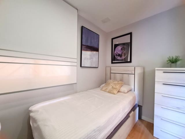 2 soveværelse Lejlighed til salg i Calahonda, Mijas med swimmingpool - € 295.000 (Ref: 9291257)