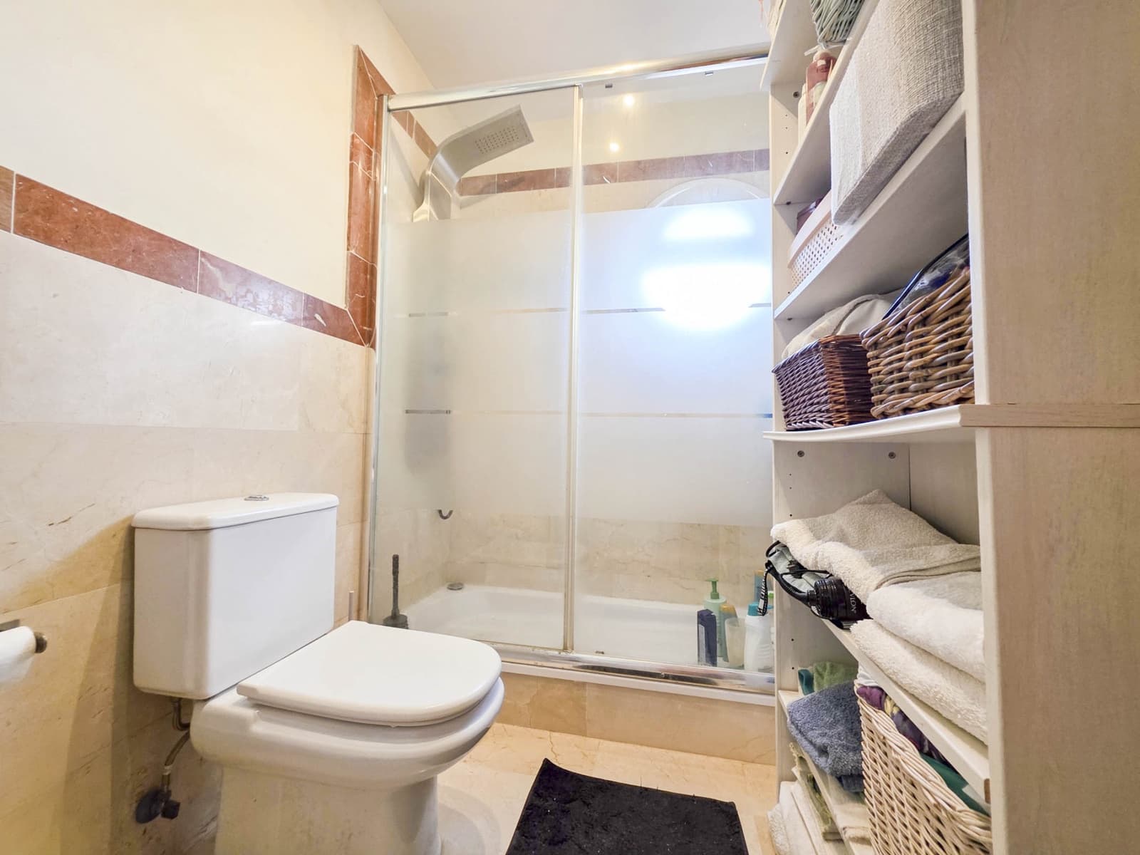 3 soveværelse Semi-Rækkehus til salg i Manilva med swimmingpool garage - € 340.000 (Ref: 9317658)