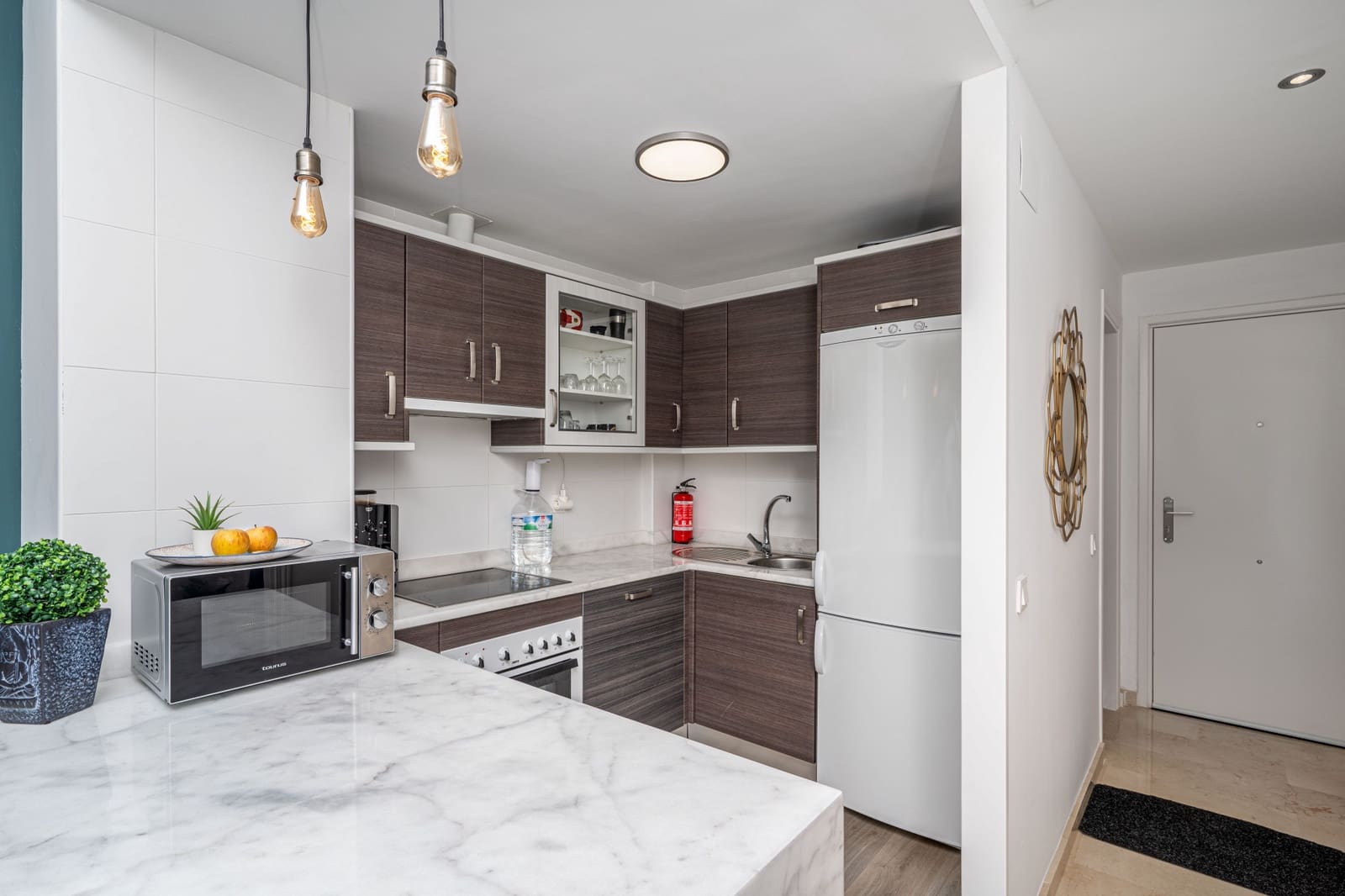 2 sovrum Lägenhet till salu i Manilva med pool garage - 219 000 € (Ref: 9330478)