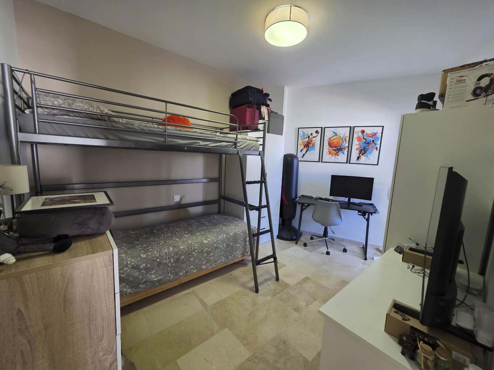 2 sovrum Lägenhet till salu i Manilva med pool garage - 219 000 € (Ref: 9330478)