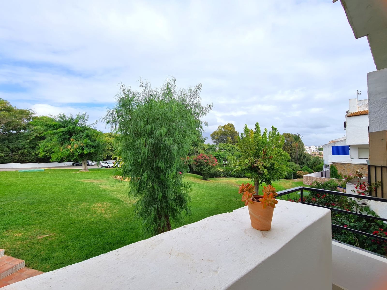 2 soverom Leilighet til salgs i Estepona med svømmebasseng - € 270 000 (Ref: 9330481)