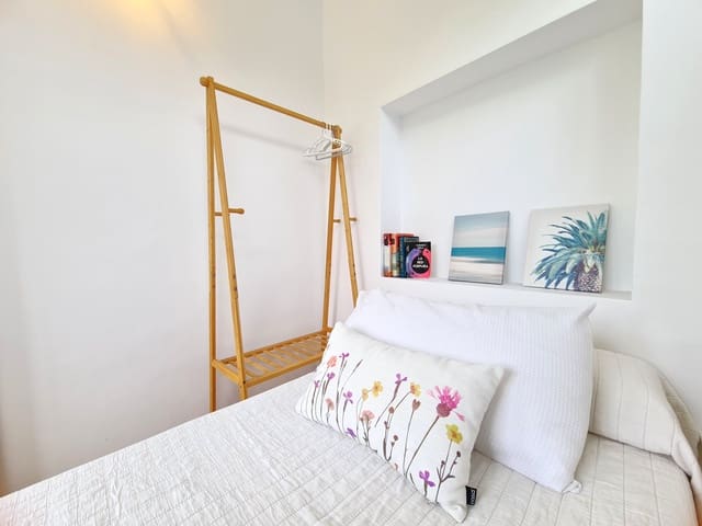 2 chambre Appartement à vendre à Estepona avec piscine - 265 000 € (Ref: 9330481)