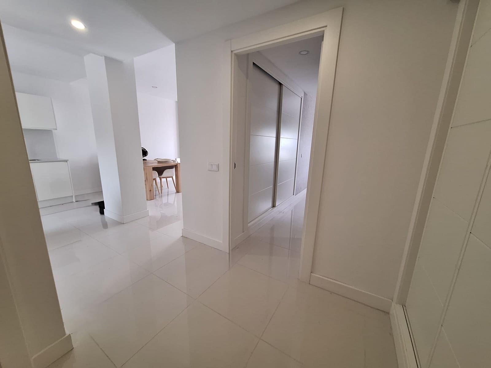 2 sypialnia Apartament na sprzedaż w Manilva z basenem garażem - 379 000 € (Ref: 9334593)