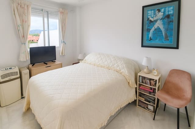 2 soverom Penthouse til salgs i Doña Julia Golf, Casares med garasje - € 210 000 (Ref: 9341024)