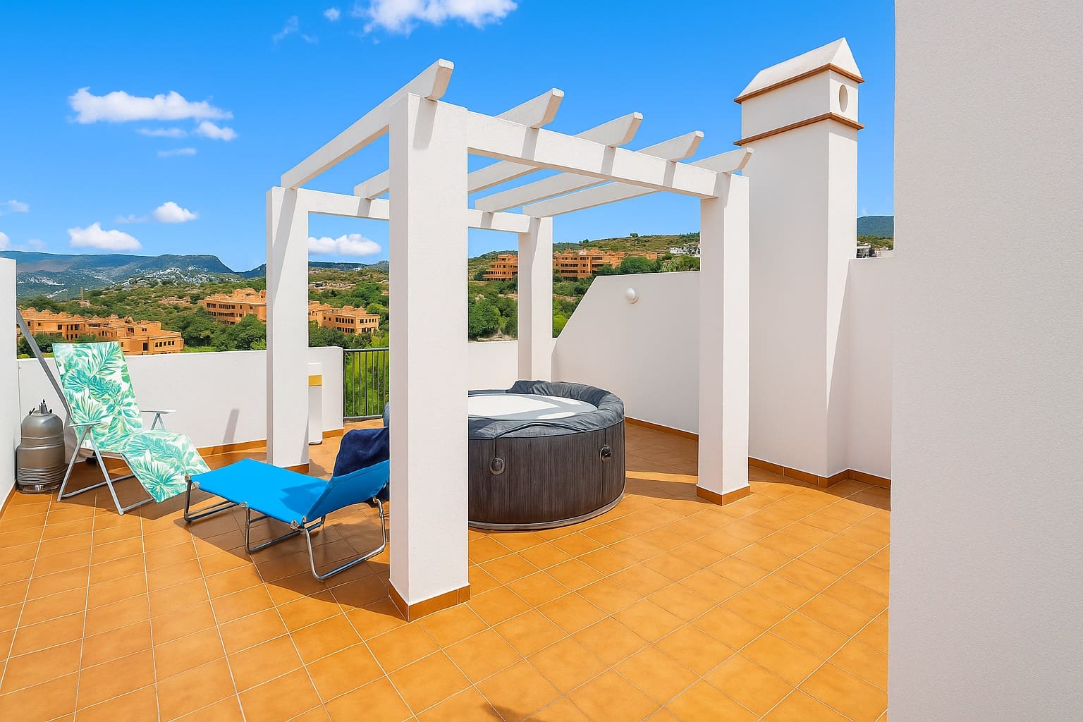 2 slaapkamer Penthouse te koop in Casares met garage - € 210.000 (Ref: 9341024)