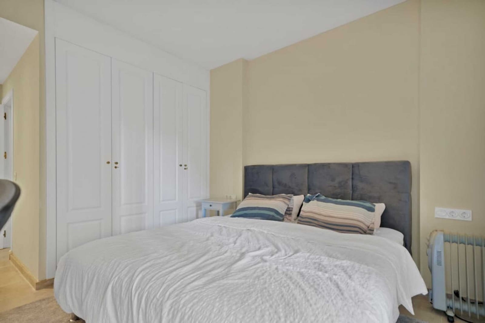 3 sovrum Lägenhet till salu i Manilva med pool garage - 319 000 € (Ref: 9341025)