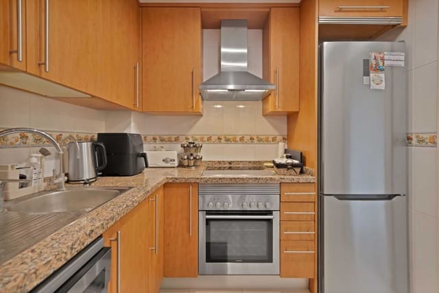 Apartamento de 3 habitaciones en Manilva en venta con piscina garaje - 319.000 € (Ref: 9341025)