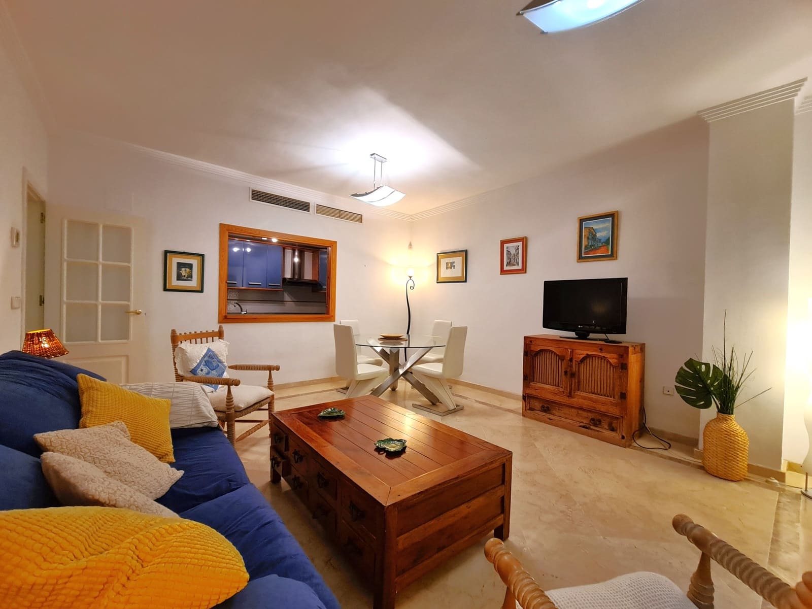 1 soverom Leilighet til salgs i Sotogrande med garasje - € 270 000 (Ref: 9353242)
