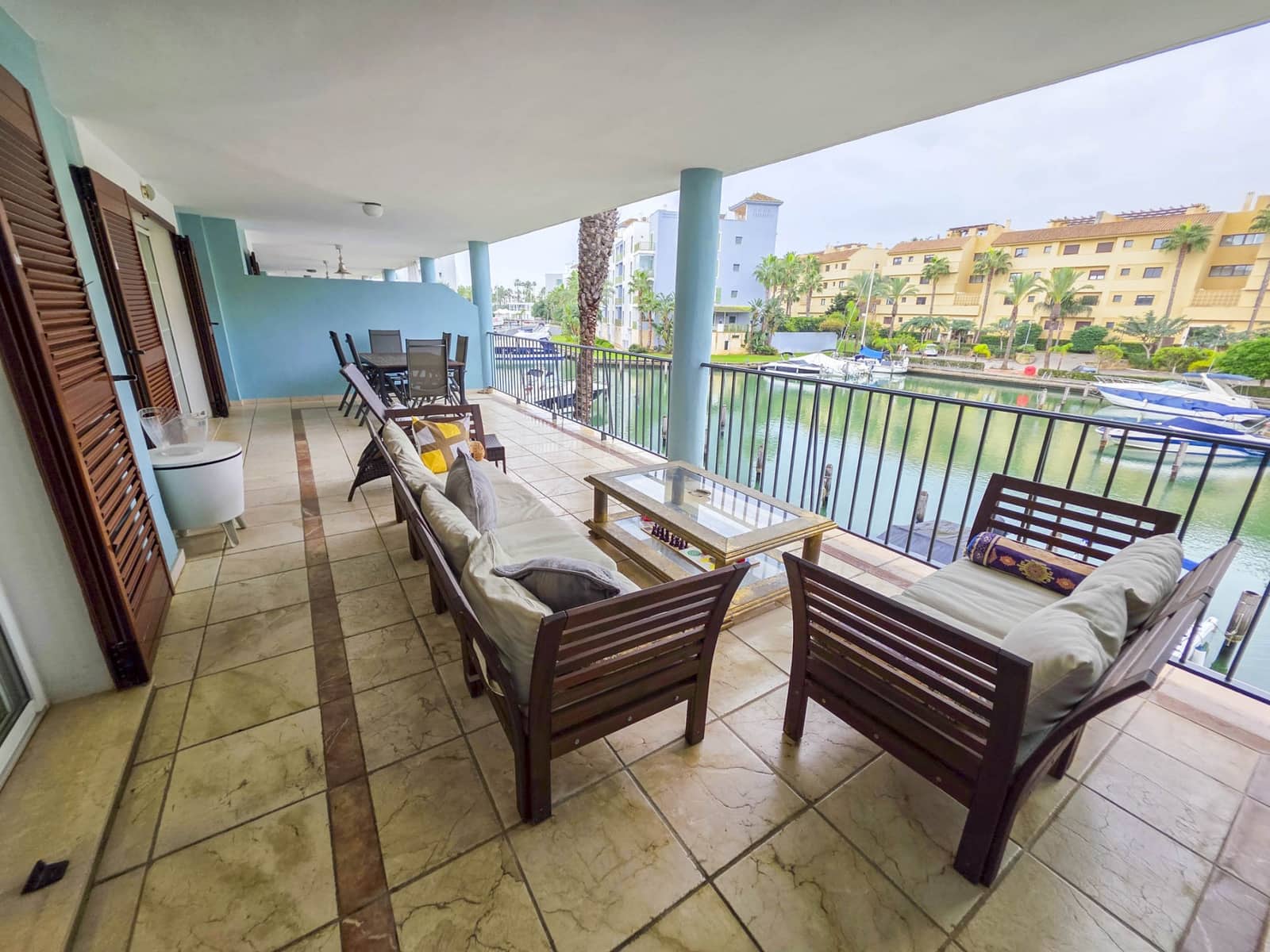 3 sovrum Lägenhet till salu i Sotogrande med pool - 699 000 € (Ref: 9353243)