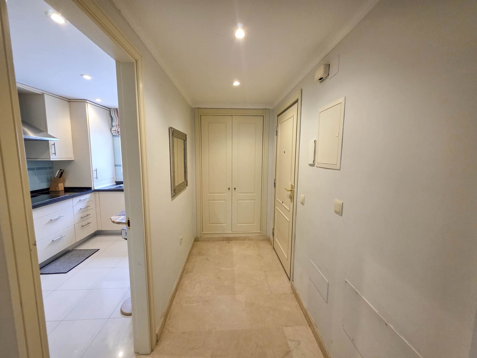 3 bedroom Apartment for sale in Sotogrande with pool - € 680,000 (Ref: 9353243)