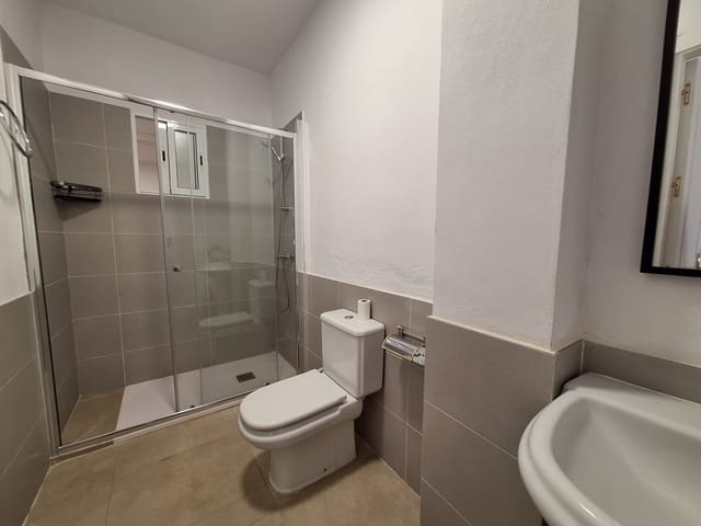 4 soveværelse Lejlighed til salg i San Enrique de Guadiaro, San Roque - € 208.000 (Ref: 9362056)