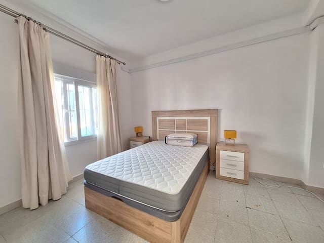 4 soveværelse Lejlighed til salg i San Enrique de Guadiaro, San Roque - € 208.000 (Ref: 9362056)