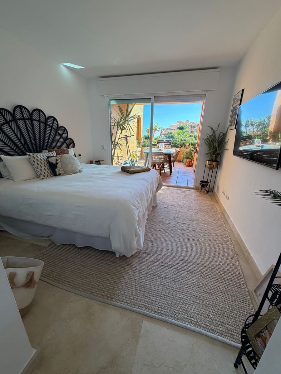 3 quarto Apartamento para venda em Manilva com piscina garagem - 595 000 € (Ref: 9390382)