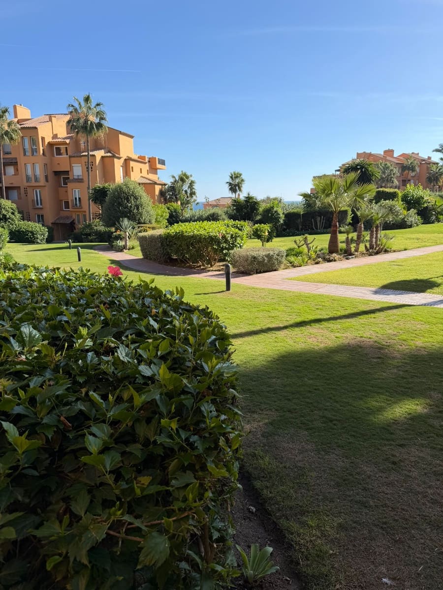 3 quarto Apartamento para venda em Manilva com piscina garagem - 595 000 € (Ref: 9390382)