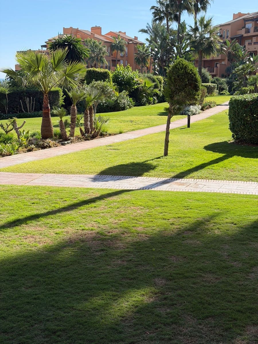 3 quarto Apartamento para venda em Manilva com piscina garagem - 595 000 € (Ref: 9390382)