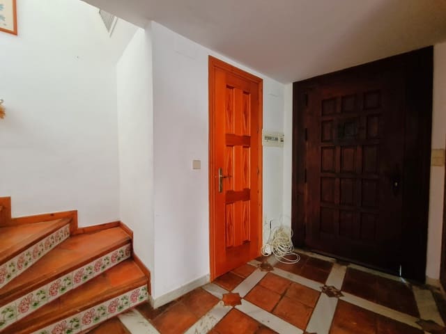 3 soveværelse Byhus til salg i Guadalmina Baja, Marbella med swimmingpool - € 600.000 (Ref: 9395786)