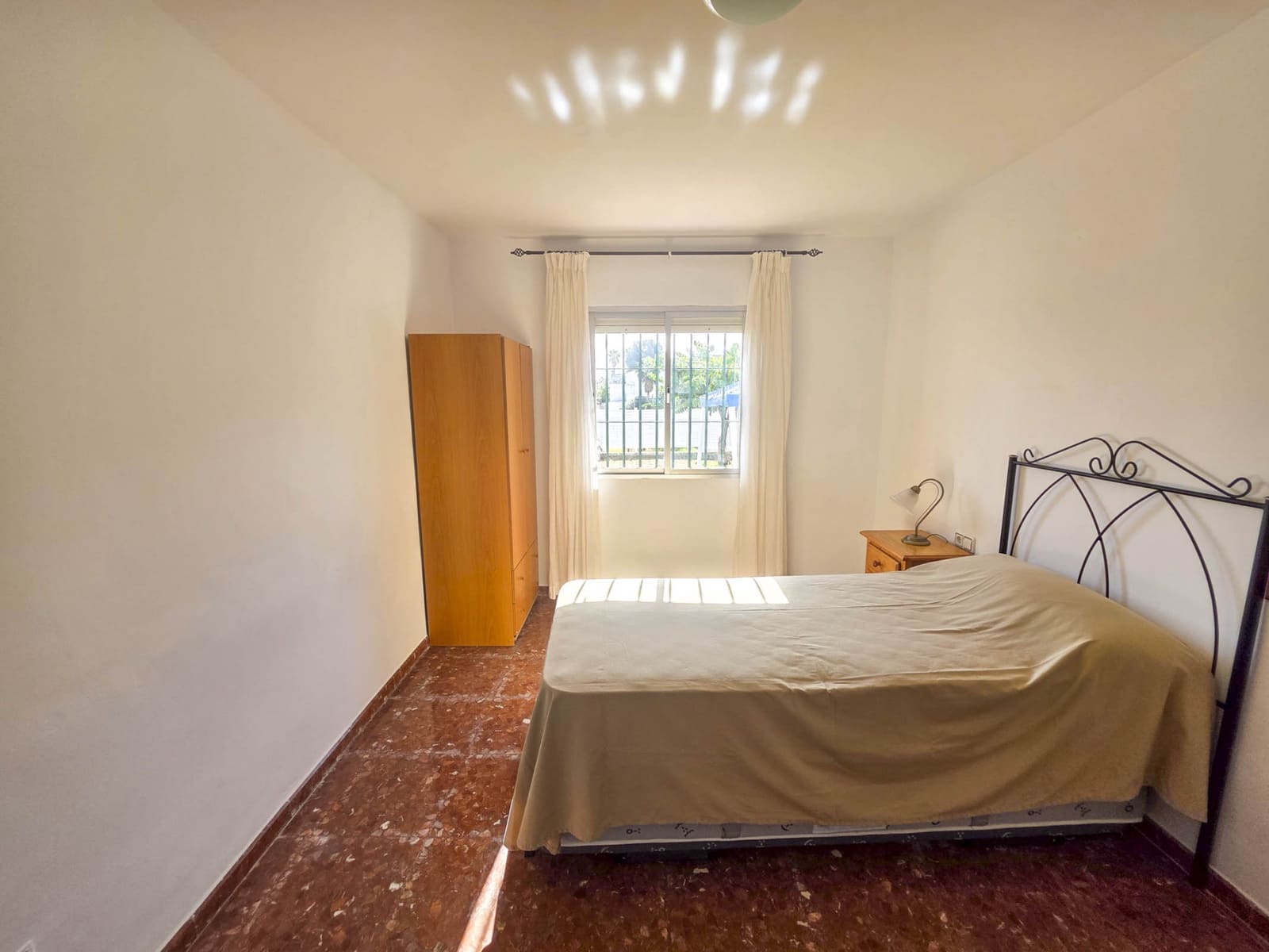 3 slaapkamer Villa te koop in Estepona met zwembad garage - € 998.500 (Ref: 9395865)