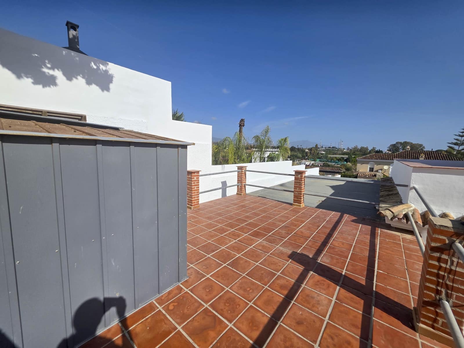 3 slaapkamer Villa te koop in Estepona met zwembad garage - € 998.500 (Ref: 9395865)
