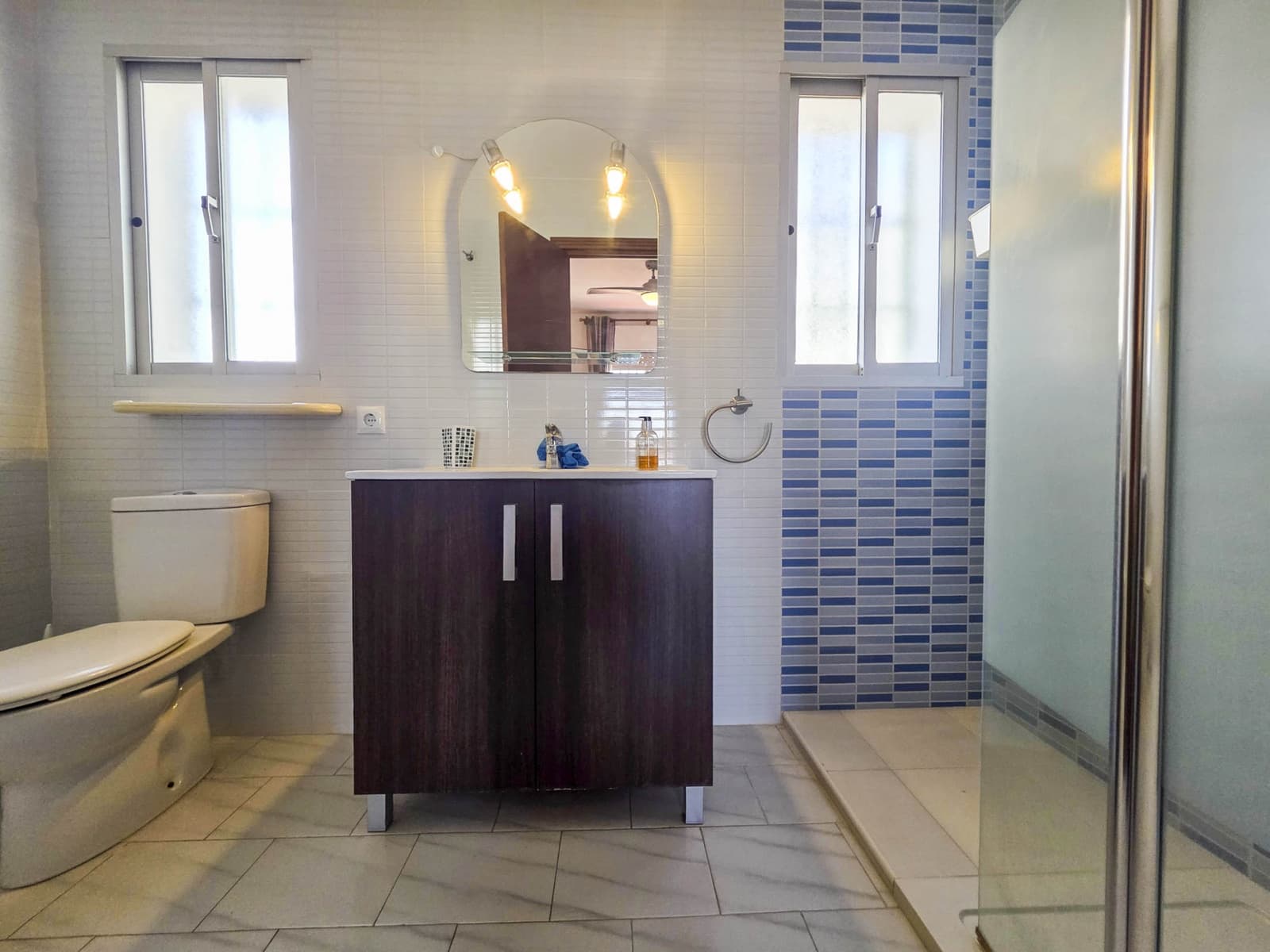 3 slaapkamer Villa te koop in Estepona met zwembad garage - € 998.500 (Ref: 9395865)