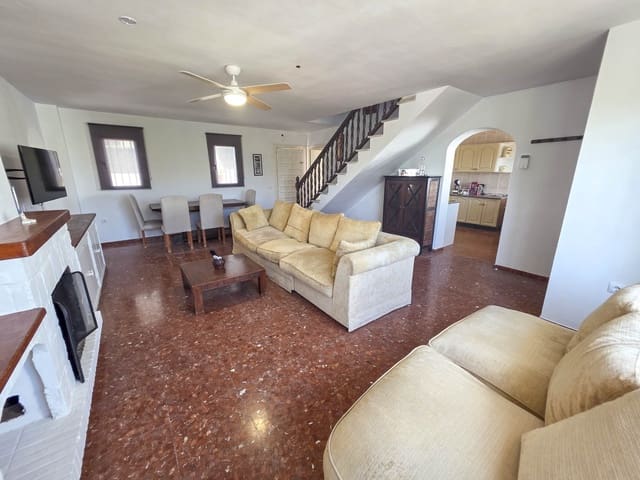 3 slaapkamer Villa te koop in Estepona met zwembad garage - € 998.500 (Ref: 9395865)