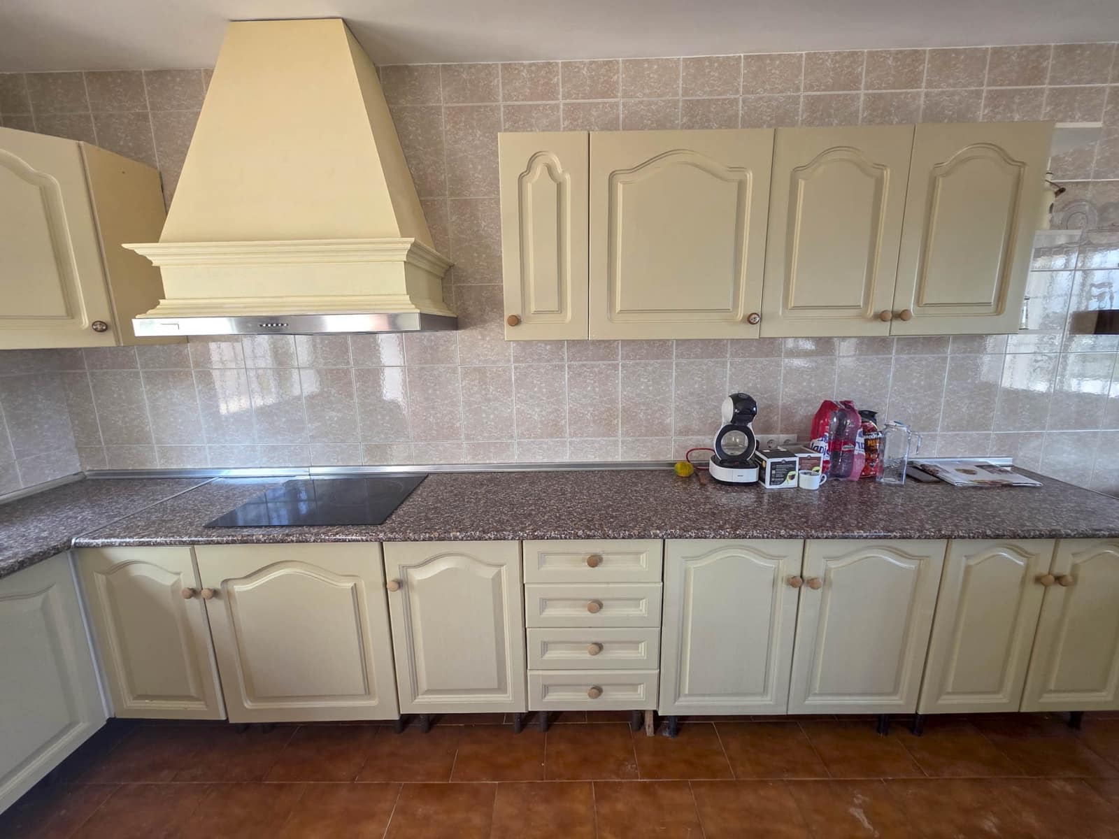 3 bedroom Villa for sale in Estepona with pool garage - € 948,500 (Ref: 9395865)