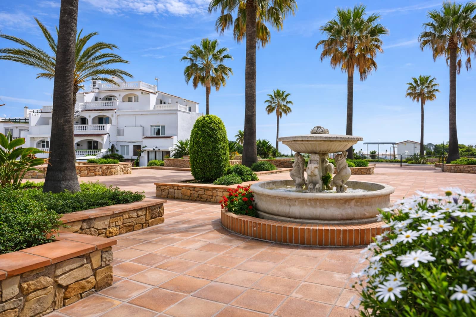 1 sovrum Hus till salu i Manilva med pool - 229 000 € (Ref: 9398239)