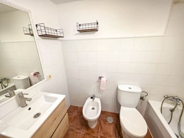 1 soveværelse Lejlighed til salg i Marina de Casares, Casares med swimmingpool - € 145.000 (Ref: 9413761)