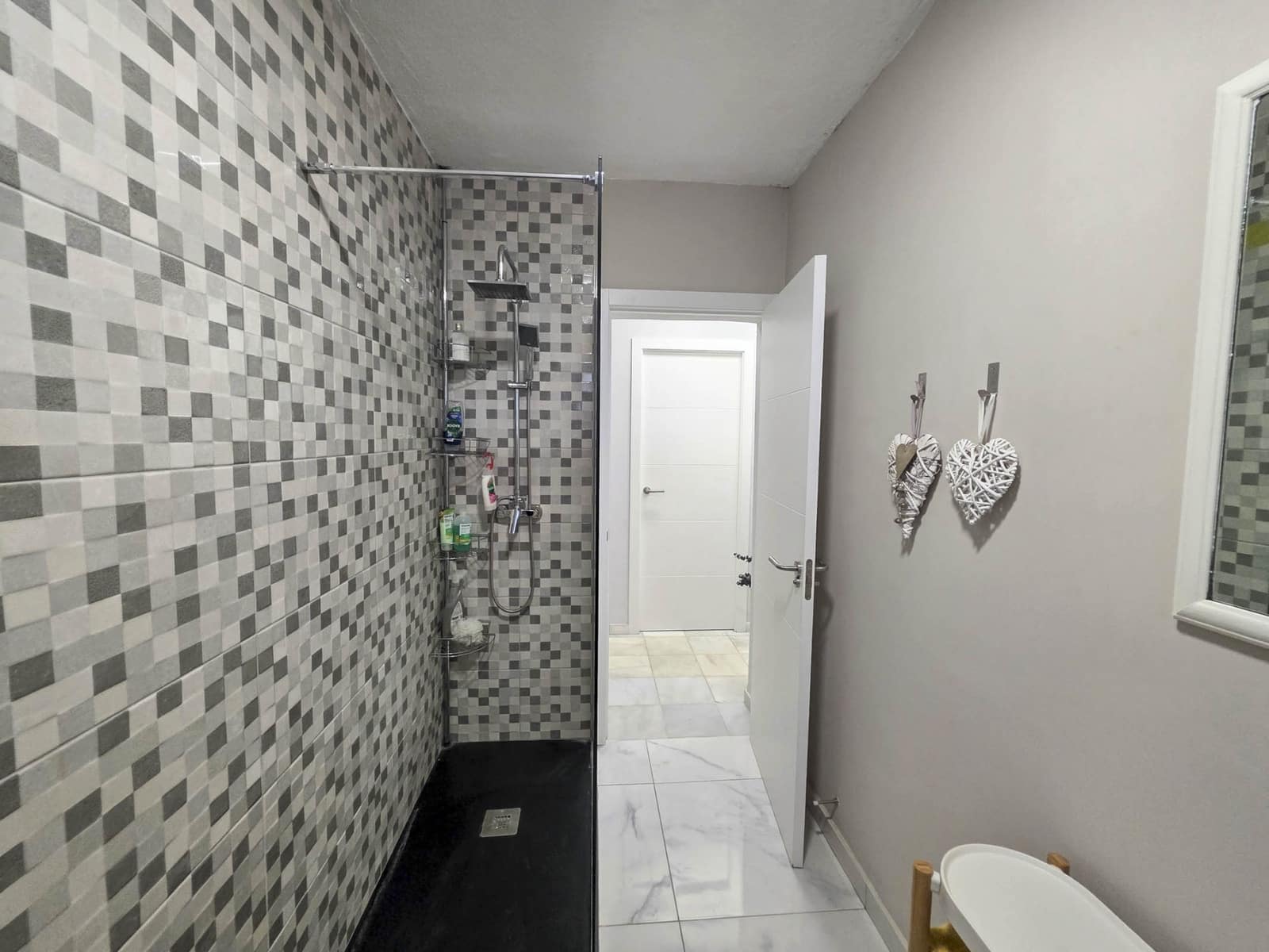 4 bedroom Villa for sale in La Duquesa / Puerto de la Duquesa with pool garage - € 860,000 (Ref: 9433268)