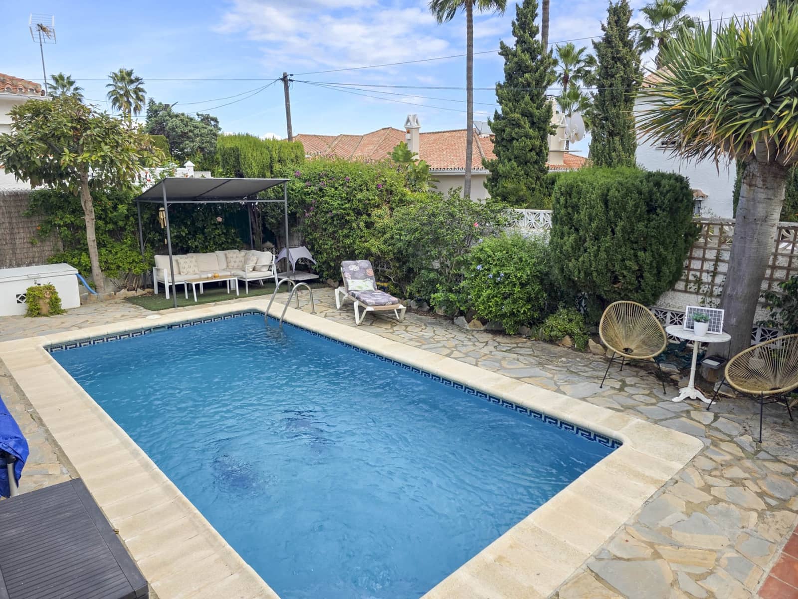 4 bedroom Villa for sale in La Duquesa / Puerto de la Duquesa with pool garage - € 860,000 (Ref: 9433268)