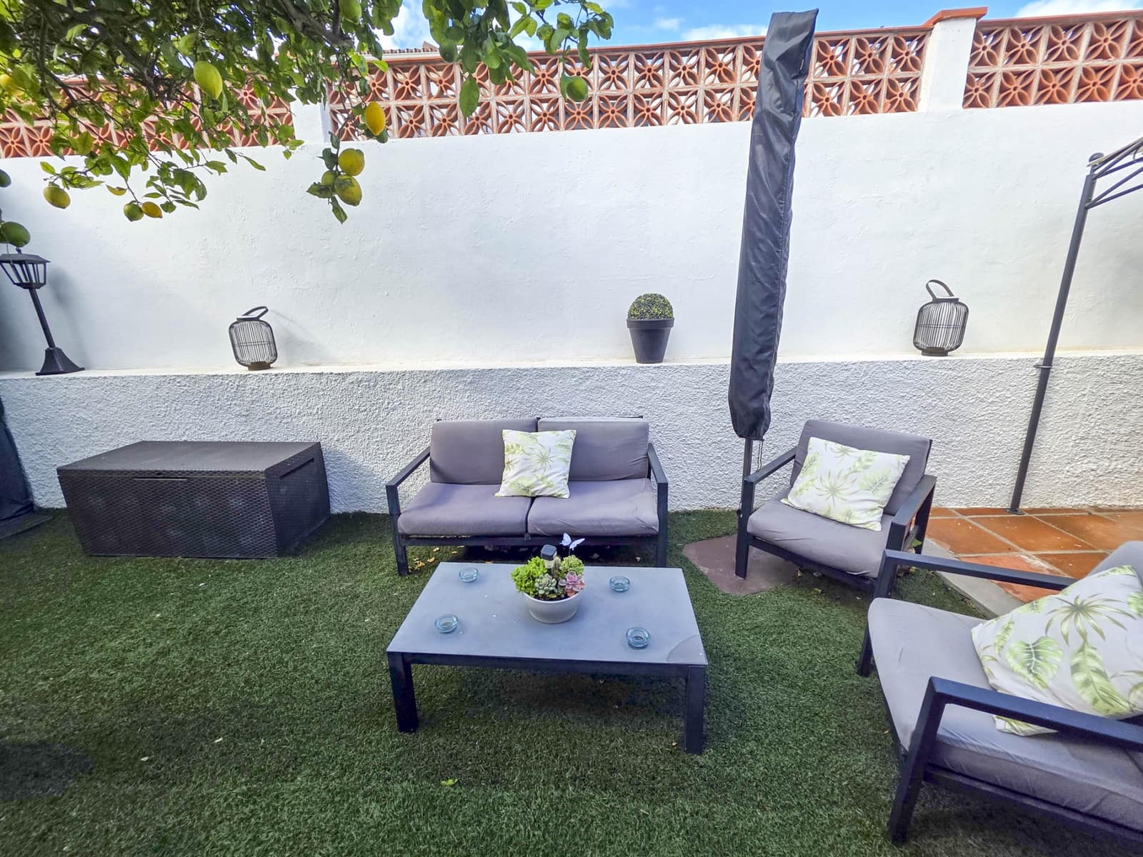 4 bedroom Villa for sale in La Duquesa / Puerto de la Duquesa with pool garage - € 860,000 (Ref: 9433268)