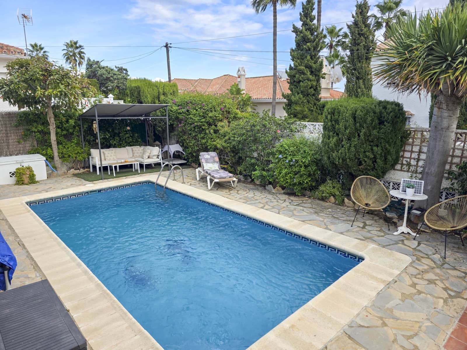 4 bedroom Villa for sale in La Duquesa / Puerto de la Duquesa with pool garage - € 860,000 (Ref: 9433268)