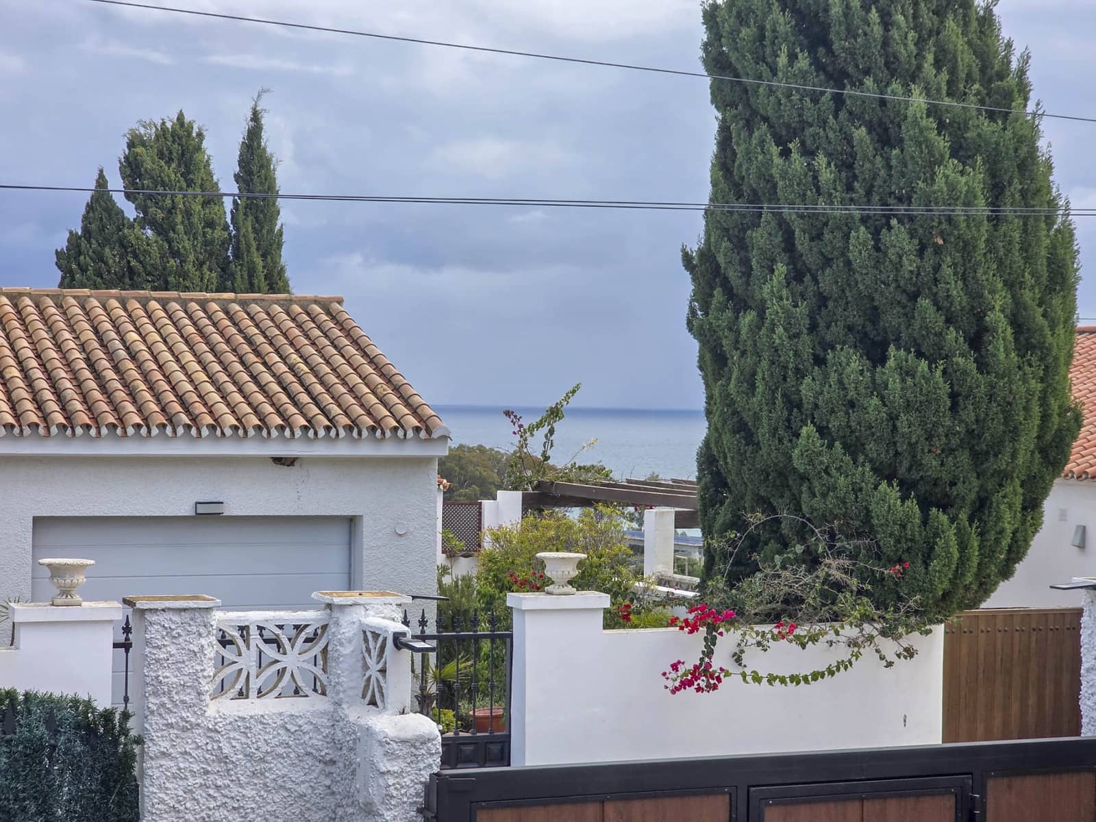 4 bedroom Villa for sale in La Duquesa / Puerto de la Duquesa with pool garage - € 860,000 (Ref: 9433268)