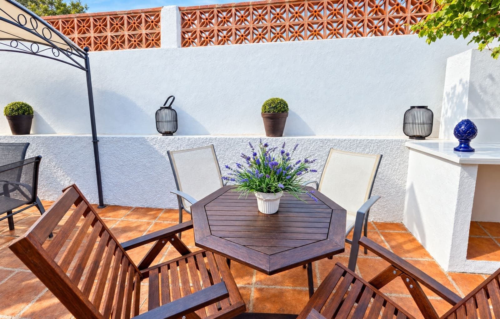 4 bedroom Villa for sale in La Duquesa / Puerto de la Duquesa with pool garage - € 825,000 (Ref: 9433268)