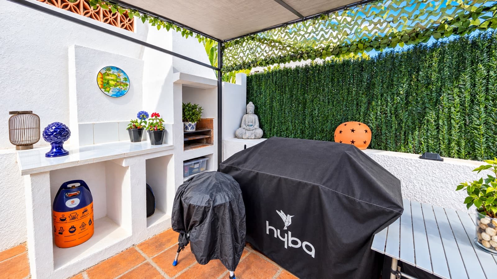 4 bedroom Villa for sale in La Duquesa / Puerto de la Duquesa with pool garage - € 825,000 (Ref: 9433268)