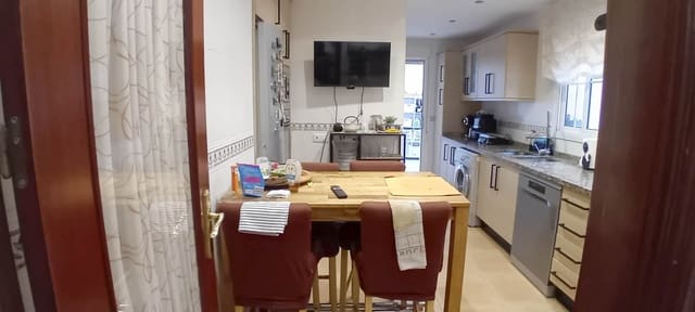 3 soverom Hus til salgs i Mijas Costa, Mijas med svømmebasseng garasje - € 439 500 (Ref: 9448557)