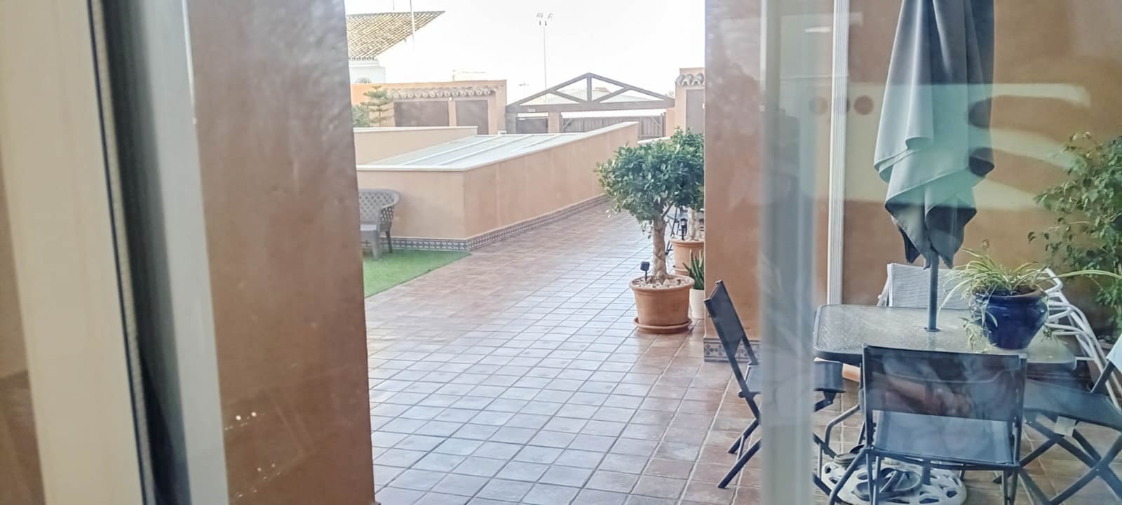 3 soverom Hus til salgs i Mijas Costa med svømmebasseng garasje - € 439 500 (Ref: 9448557)