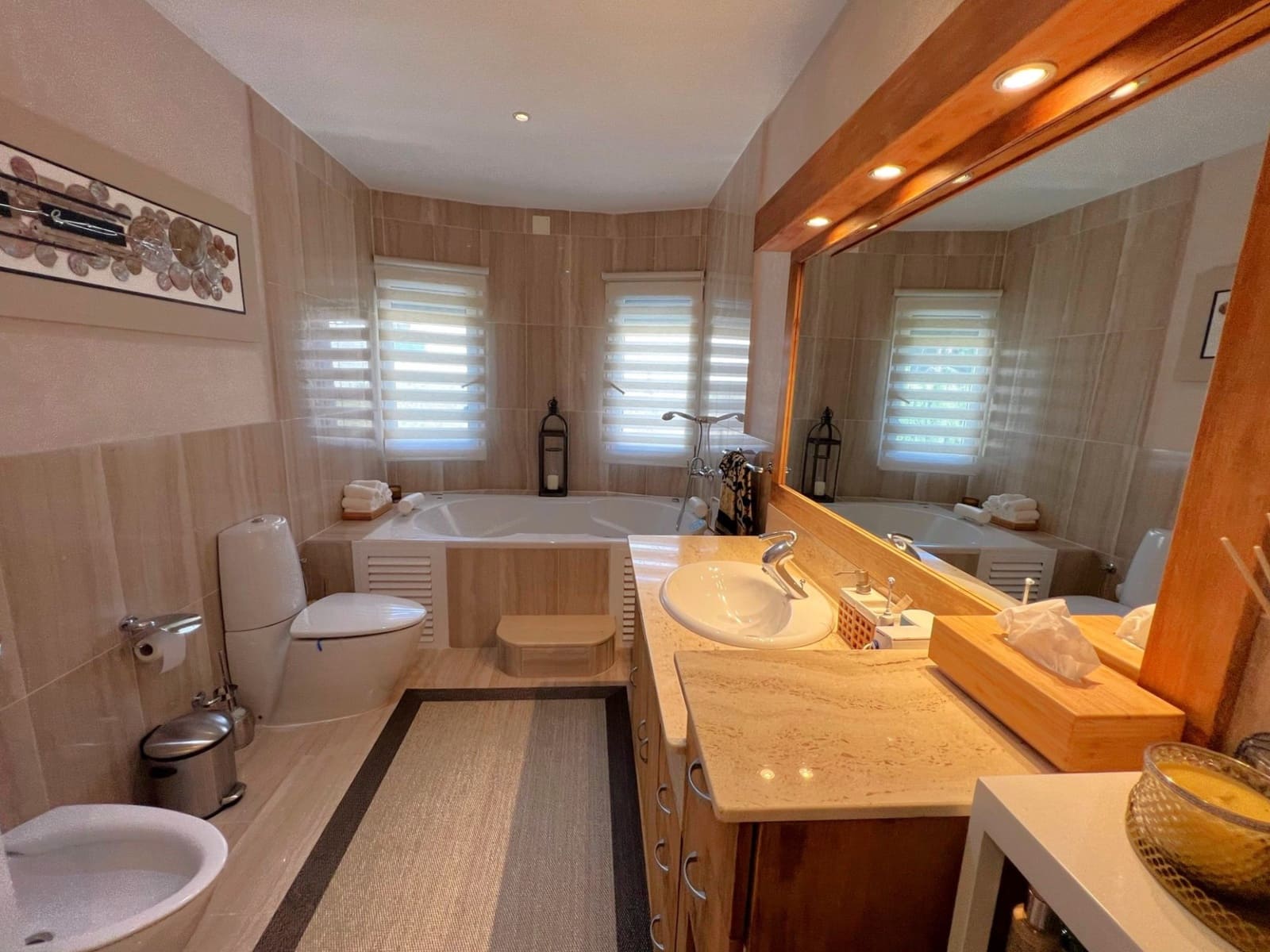 3 slaapkamer Villa te koop in Estepona met zwembad garage - € 1.150.000 (Ref: 9448669)