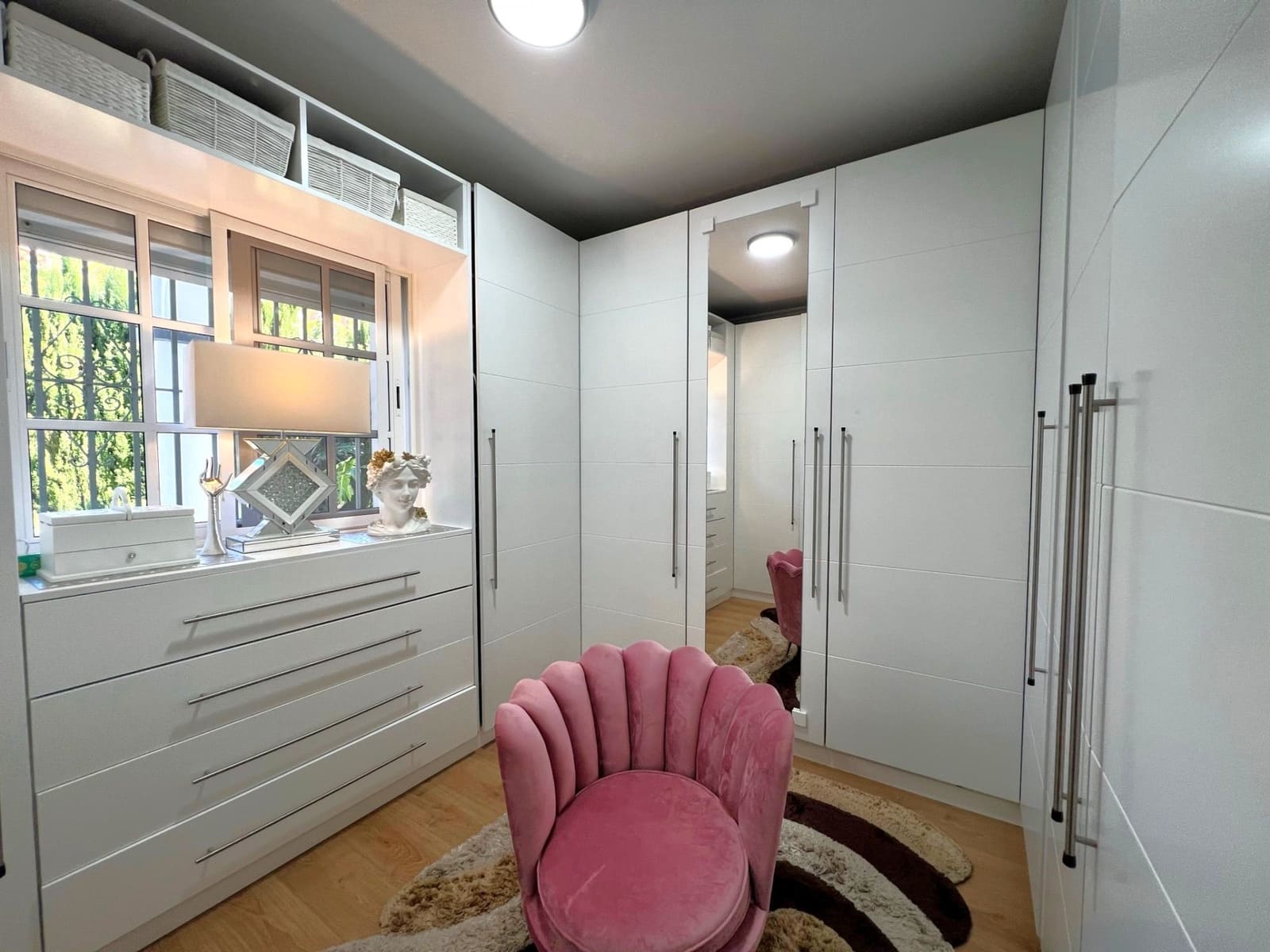 3 slaapkamer Villa te koop in Estepona met zwembad garage - € 1.150.000 (Ref: 9448669)