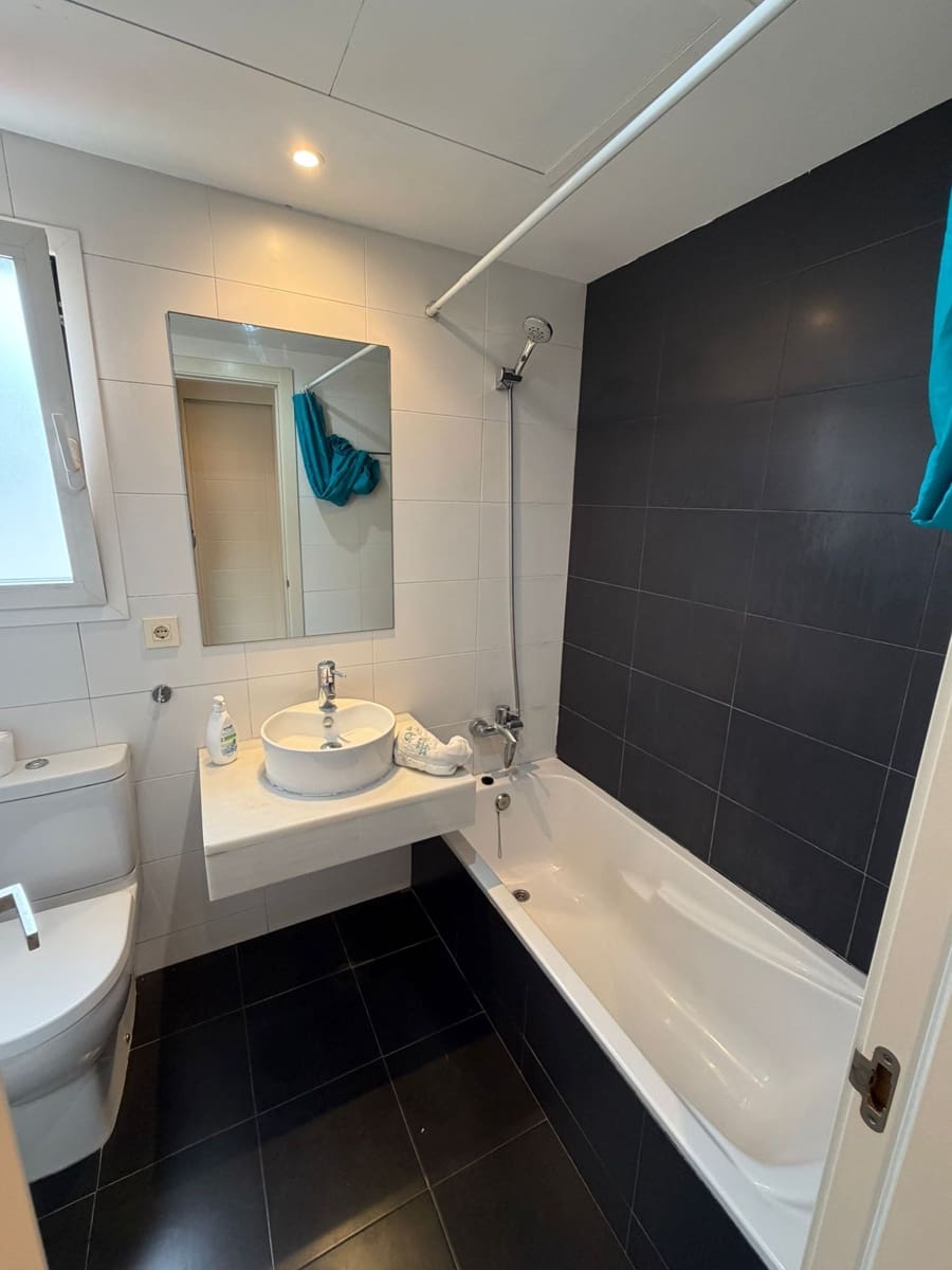 4 makuuhuone Huoneisto myytävänä paikassa Estepona mukana uima-altaan 
autotalli - 319 000 € (Ref: 9485133)