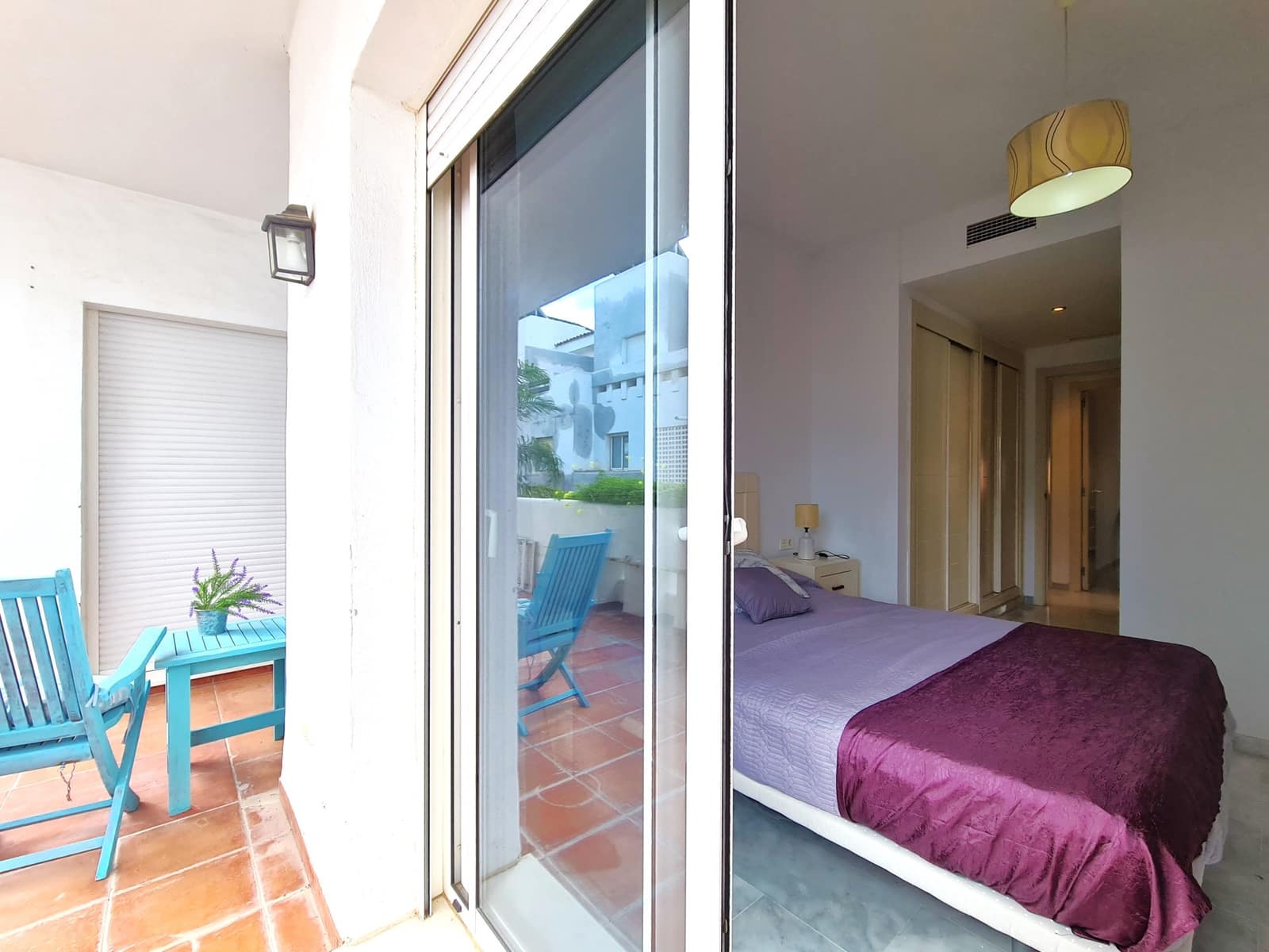 4 sovrum Lägenhet till salu i Estepona med pool garage - 319 000 € (Ref: 9485133)