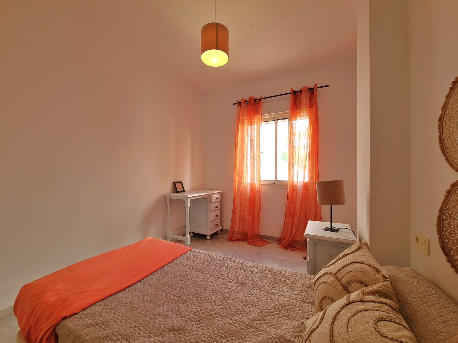 4 sovrum Lägenhet till salu i Estepona med pool garage - 319 000 € (Ref: 9485133)